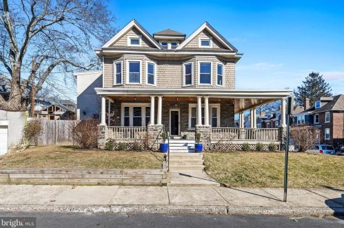 2001 Monroe Pl, Wilmington, DE 19802-3923