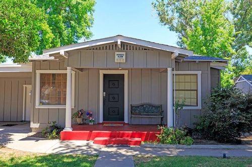 2513 Topeka St, Riverbank, CA 95367-2246