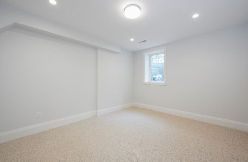 64 Auburn St, Newton MA  02466-2502 exterior