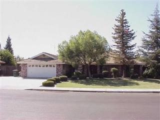 1137 Mornington Ave, Bakersfield, CA 93307-6914
