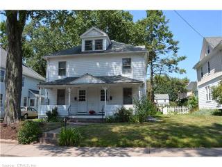 29 Florence St, Manchester, CT 06040-5405