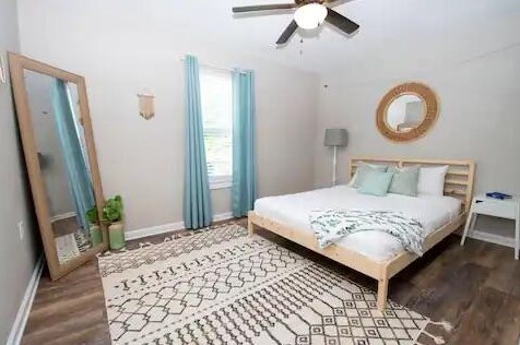 700 Meadow Ct, Fort Walton Beach, FL 32547-1013