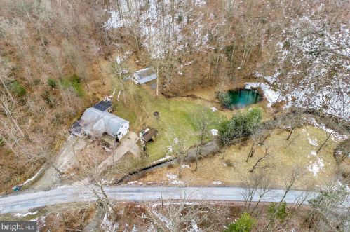 13127 Manor Furnace Rd, Cross Roads, PA 17322-7943