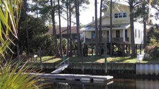 20 Sandpiper Ln, Crawfordville, FL 32327-4745