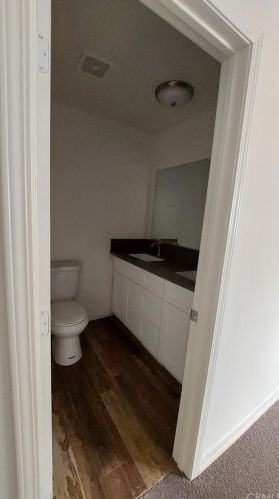 711 Montrose St, Rialto CA  92376-7820 exterior