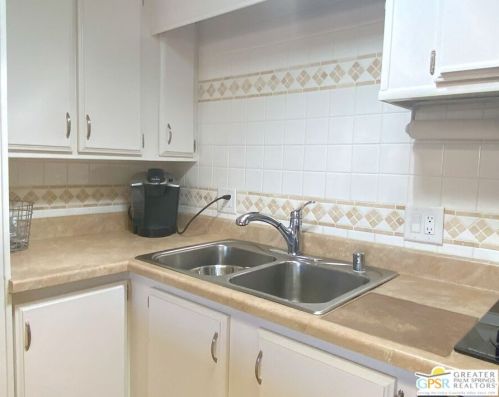 69381 Crestview Dr, Desert Hot Springs CA  92241-8231 exterior