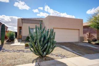 6375 Pontiac Dr, Glendale, AZ 85308-6667