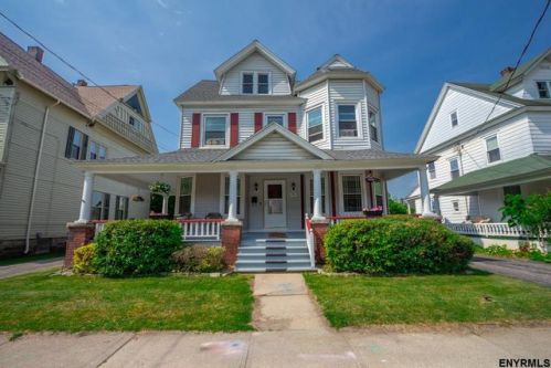 286 Guy Park Ave, West Glenville, NY 12010-2216