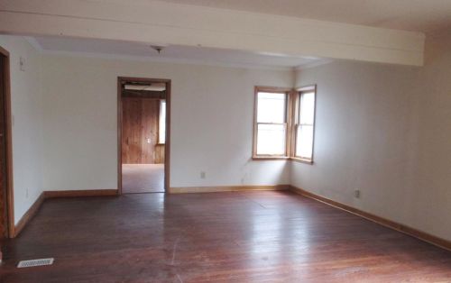 231 Lawndale St, Hammond, IN 46324-1429