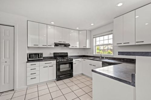 5212 Forest View Dr, Mc Donald PA  15057-3524 exterior