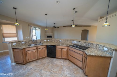 3745 Monterey Dr, Lake Havasu City AZ  86406-8819 exterior