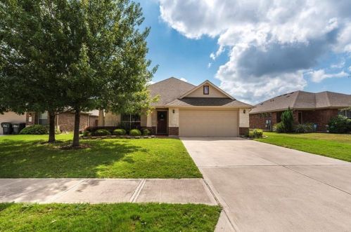 129 Clifton Moore St, Creedmoor, TX 78610-5088