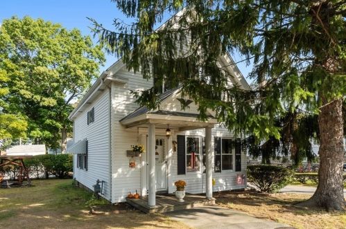 33 Mount Vernon St, Lawrence, MA 01843-3507