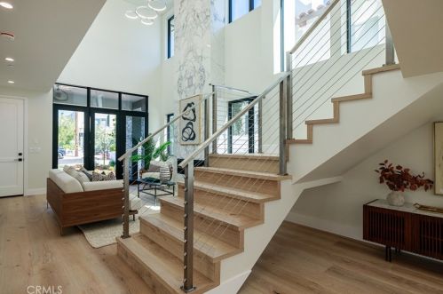 1813 Walnut Ave, Manhattan Beach CA  90266-5018 exterior