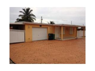 4651 102nd Ave, Miami, FL 33165-5753