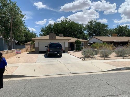 420 Avenue, Lancaster, CA
