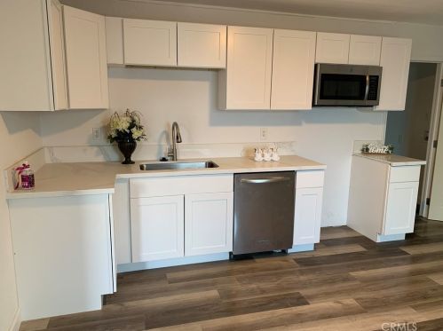 17985 Grand Ave, Lake Elsinore, CA 92530-6018
