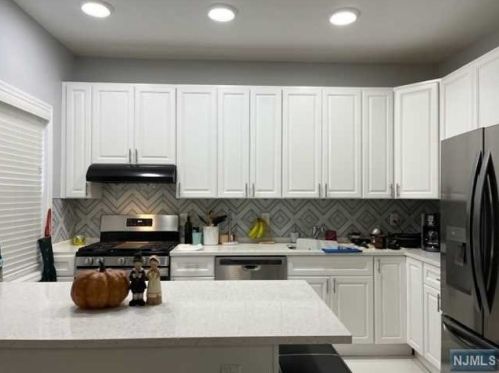 22 1st St, Englewood NJ  07631-1406 exterior