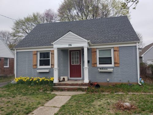 26 Beckwith Dr, Plainville, CT 06062-2145