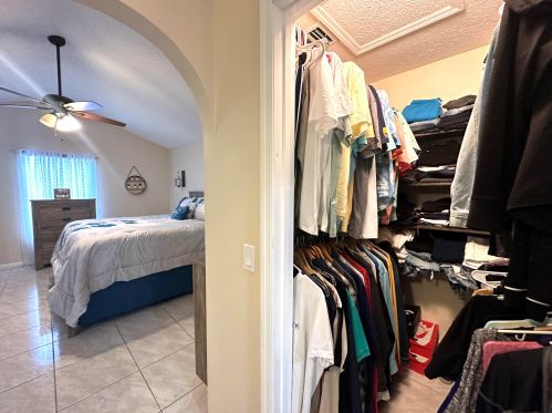 2062 Floresta Dr, Fort Pierce FL  34984-4706 exterior