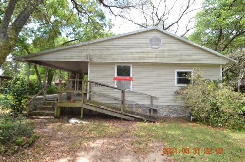 2160 172nd Ave, Silver Springs, FL 34488-5944