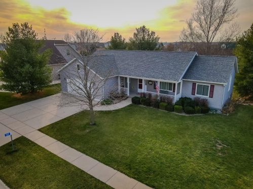 529 Wisconsin Ave, Twin Lakes, WI 53181-9260