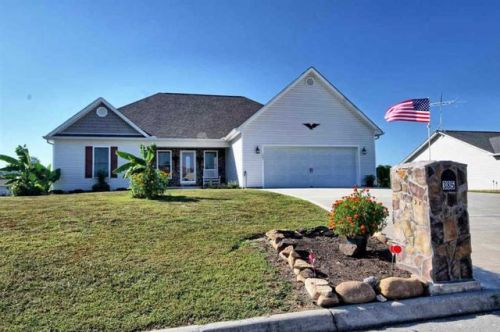 385 Giles Dr, Dayton, TN 37321-6608