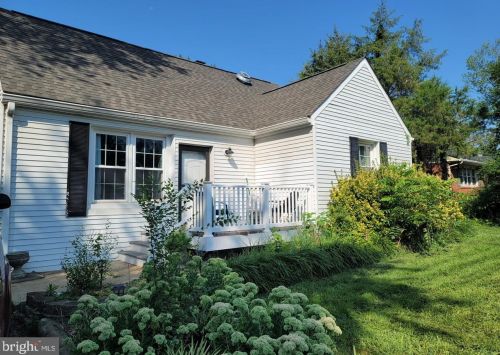 7616 Old Linton Hall Rd, Gainesville, VA 20155-1729