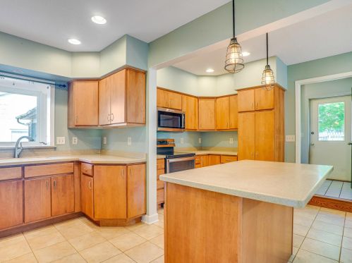 2635 Schubert Pl, La Crosse WI  54601-3958 exterior