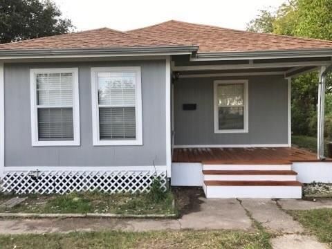 631 Saint Joseph St, Alice, TX 78332-3201