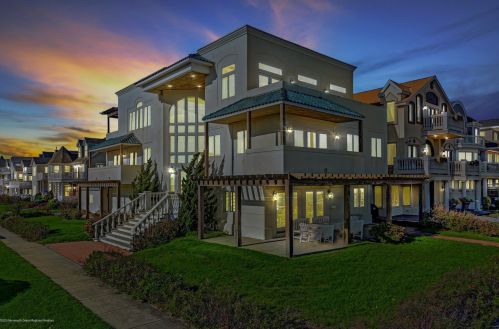 313 Ocean Ave, Belmar, NJ 07719-2032