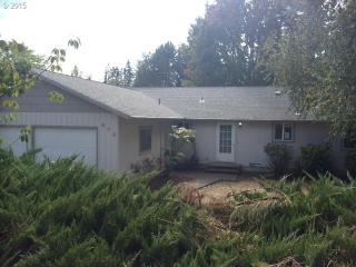 316 Osage Dr, Roseburg, OR 97471-9553