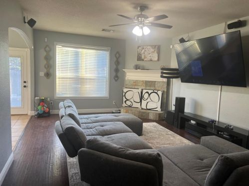 8514 Sports Haven Dr, Humble TX  77346-6000 exterior