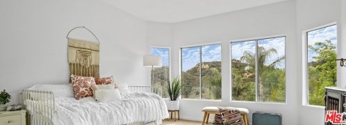 21630 Saddle Peak Rd, Topanga CA  90290-3414 exterior