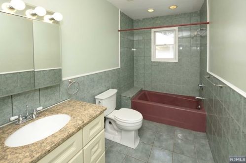 23 Hudson Ave, Ridgefield Park NJ  07660-1732 exterior