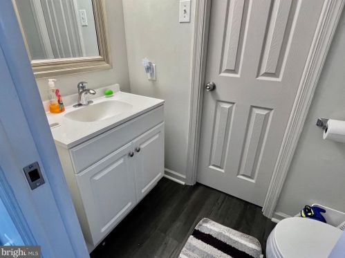 1 Courtney Ln, Downingtown PA  19372-1071 exterior