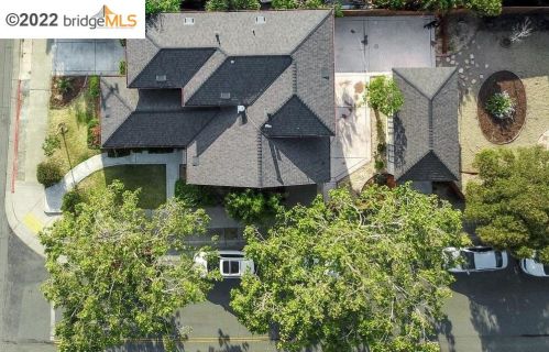 1390 Maple St, West Pittsburg CA  94565-2761 exterior