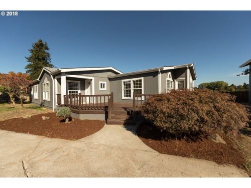 1740 Woodland Ave, Woodburn, OR 97071-2006