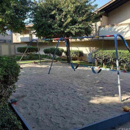 23300 Sesame St, Torrance, CA 90502-3040