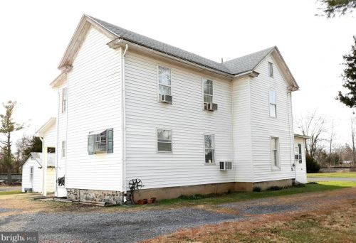 149 Funk St, Strasburg, VA 22657-2403