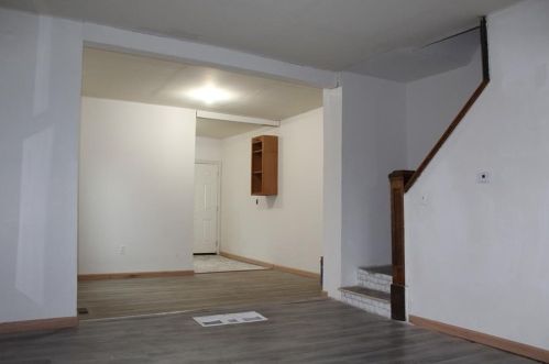 1089 Liberty St, Meadville, PA 16335-3077