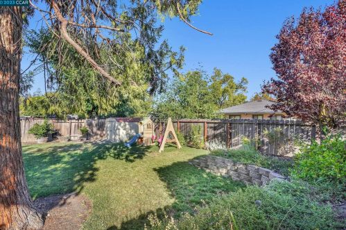 3104 San Ramon Rd, Concord CA  94519-2227 exterior
