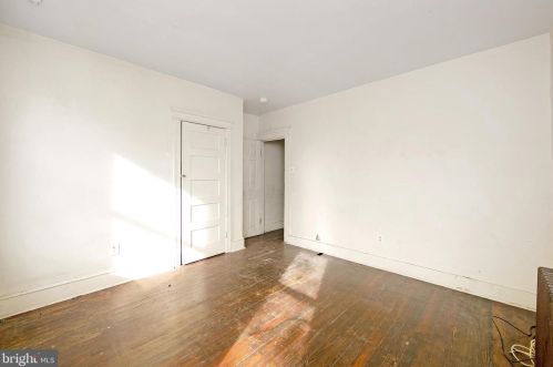 1443 Princess Ave, Camden NJ  08103-2910 exterior