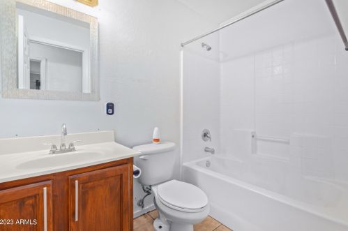 5 31 Ave, Phoenix AZ 85009-2449 exterior