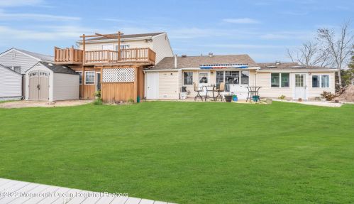 1019 Bowsprit Pt, Lacey Township NJ  08734-2706 exterior