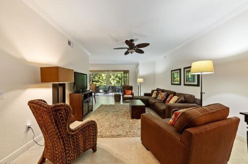 3995 Deer Crossing Ct, Naples, FL 34114-6410