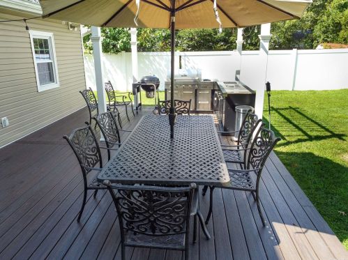 129 Adams St, Deer Park NY  11729-3154 exterior