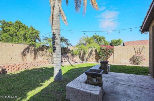 7306 Mohawk Ln, Glendale, AZ 85308-9677