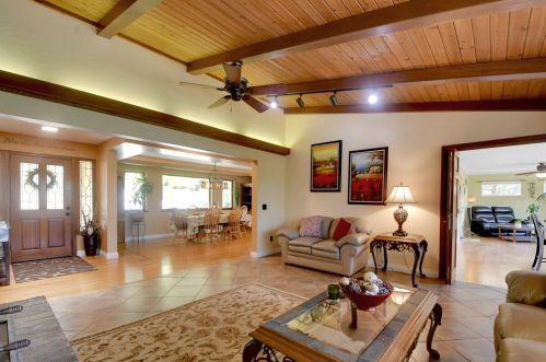 18883 Hummingbird Dr, Lake Wildwood CA  95946-9694 exterior