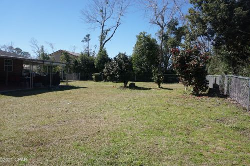 4334 7th Ave, Marianna FL  32446-2037 exterior